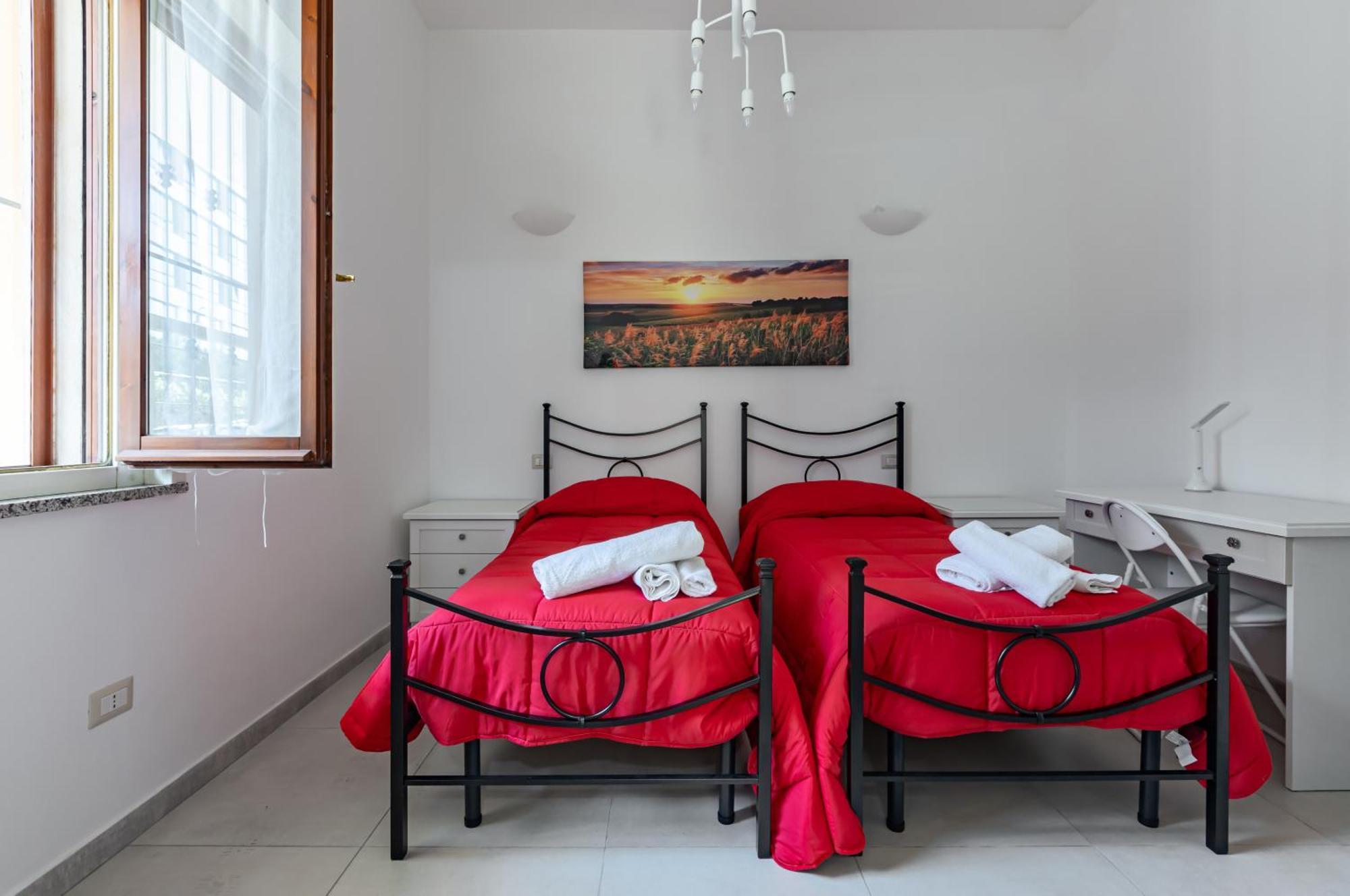 Appartamento Comfy Close To The Station With Courtyard *